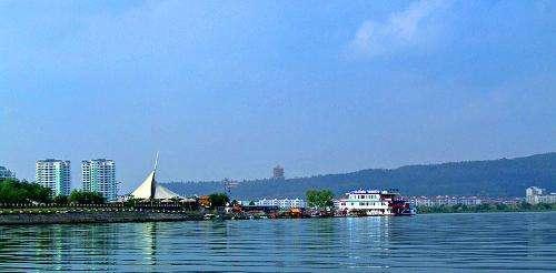 扑面而来的春风诗句,扑面而来的春风