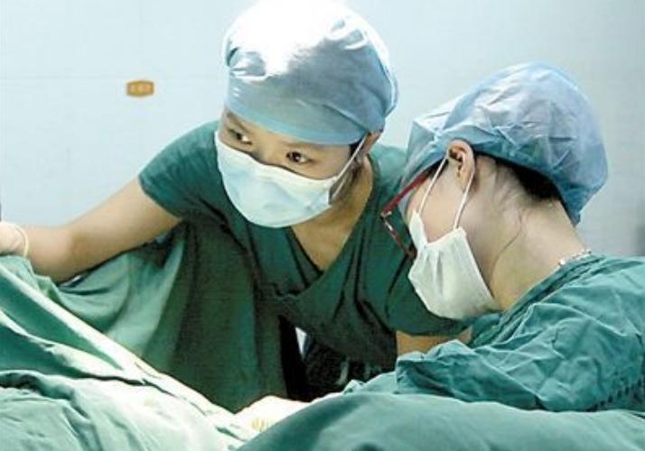 3个专科生也吃香的“医学专业”，毕业易就业，薪资都5000加