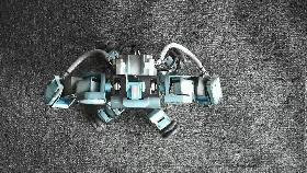 射击、近战、技能……不，这不是电脑游戏，这是Ganker机器人！