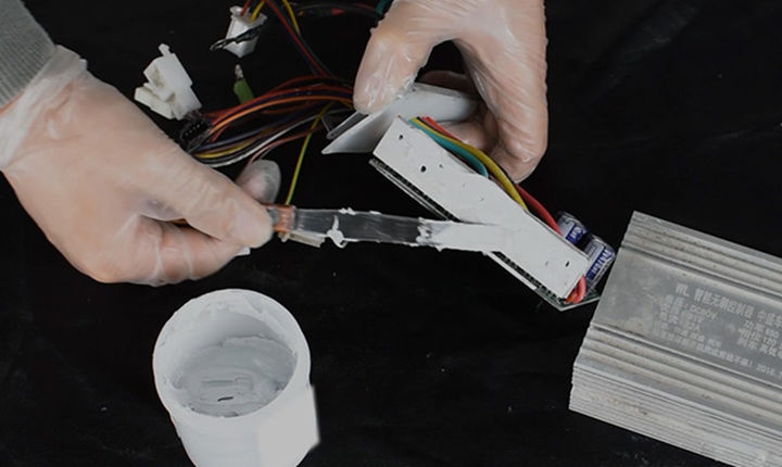 导热硅脂涂抹方法是什么,导热硅脂正确涂抹方法