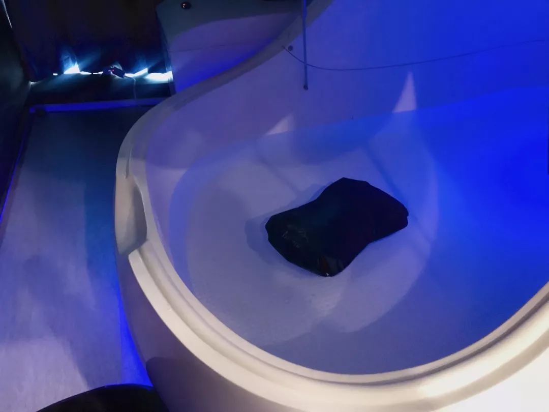 美体探店,死海盐水漂浮评测