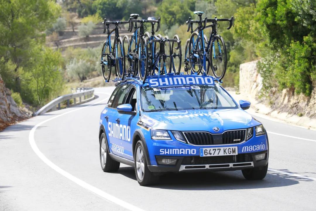 环法为啥用斯柯达汽车,斯柯达环法车队