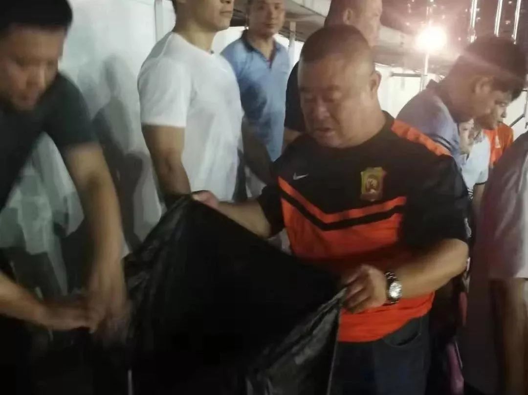 浼楀織鎴愬煄鎶楀嚮鐤儏瑙嗛,浼楀織鎴愬煄鎶楃柅鎯呭悓鑸熷叡娴庤繋鑳滃埄