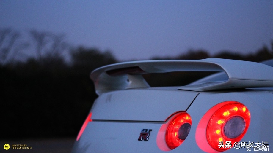 唯快是图，无数男孩梦想中的“战神”GTR轻体验