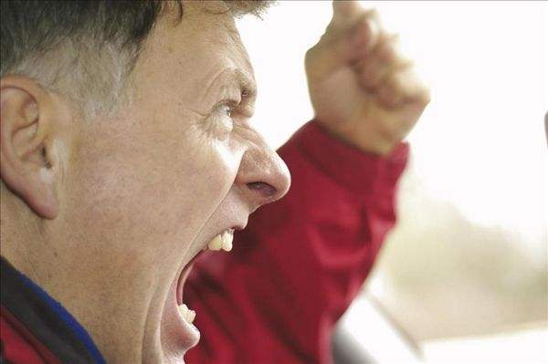 眉毛长就长寿有道理吗,眉毛长长寿还是眉毛短长寿