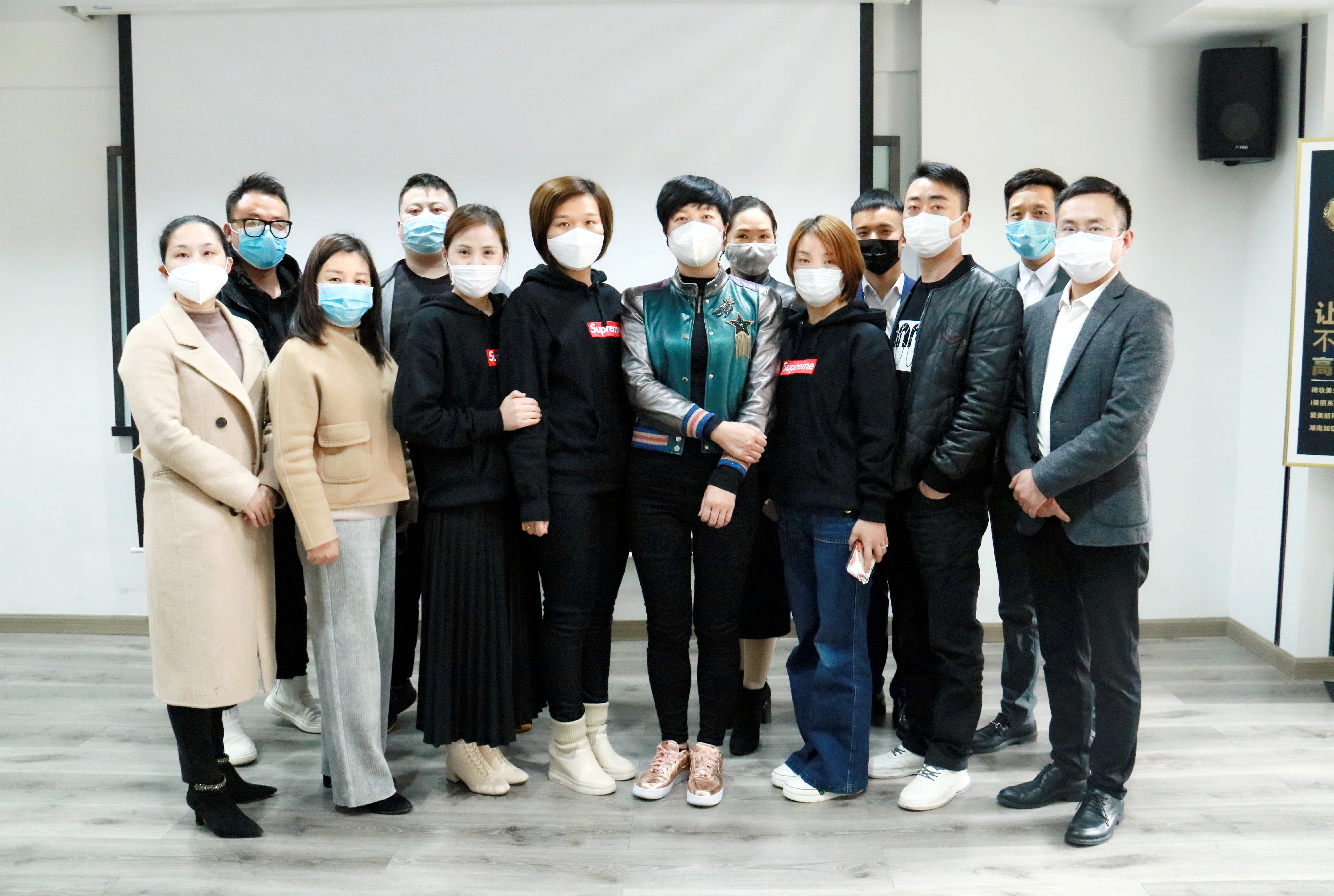 绮妆i美丽|佛山顺德区龙御养生连锁交流会完美落幕