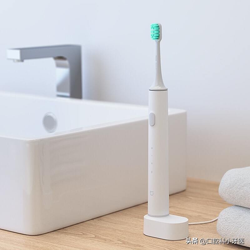 牙齿根尖发炎痛,牙齿持续性剧烈疼痛是牙髓炎吗