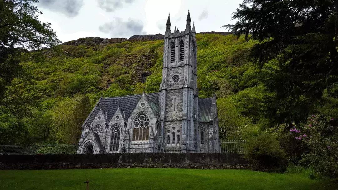 世界上唯一不允许结婚的国家,世界唯一一个不可以离婚的国家