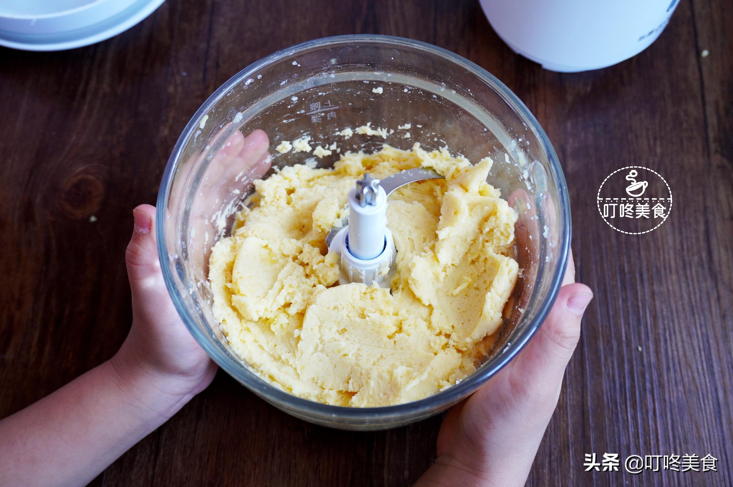 想吃绿豆糕不用买了，教你超简单的自制方法，香甜细腻，0添加剂