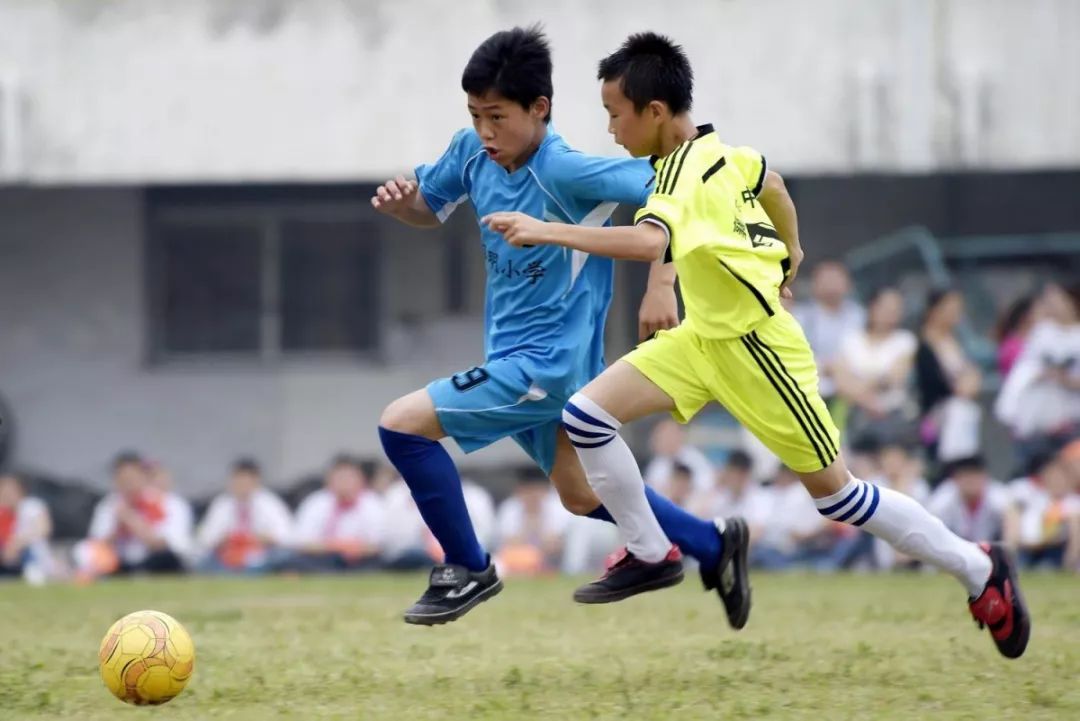 中日青少年足球的差异,中日小学足球对比