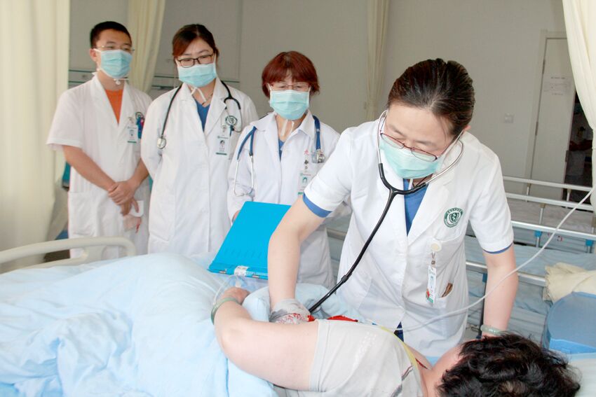 青岛几例新型肺炎,确诊6例肺炎青岛