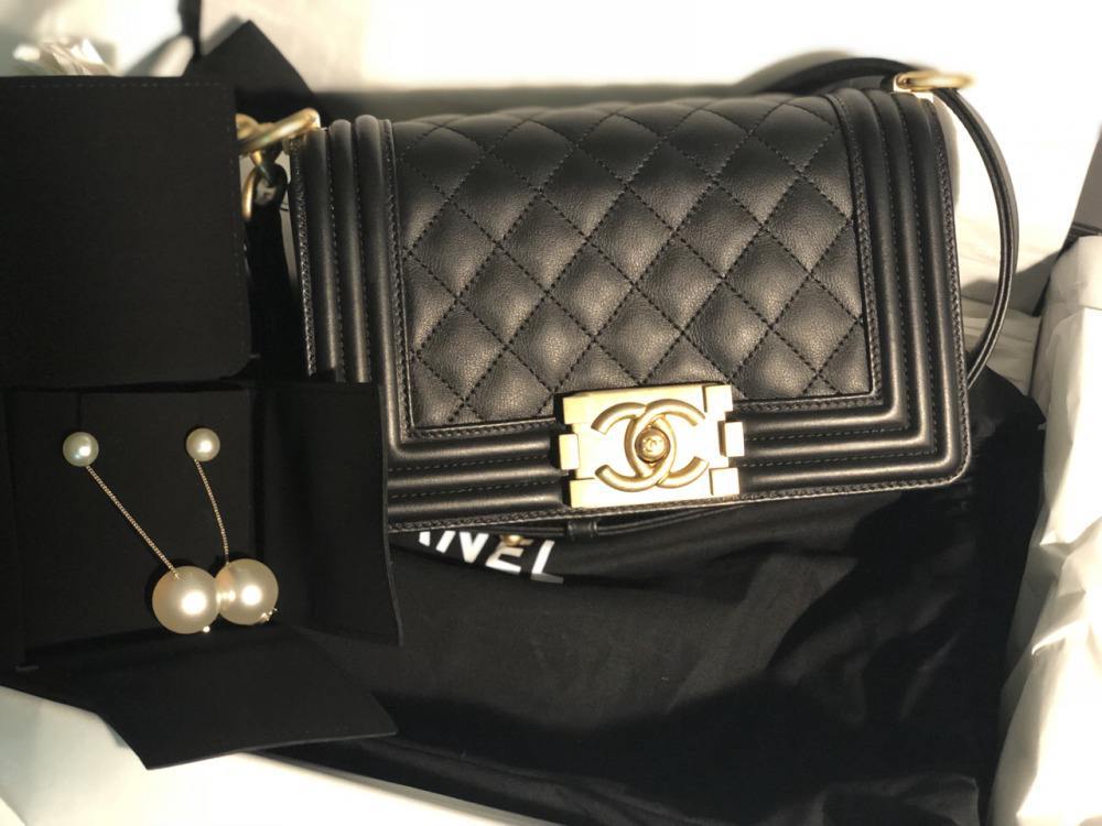 奢侈包入门级经典包包,第一款奢侈品包包去哪里买