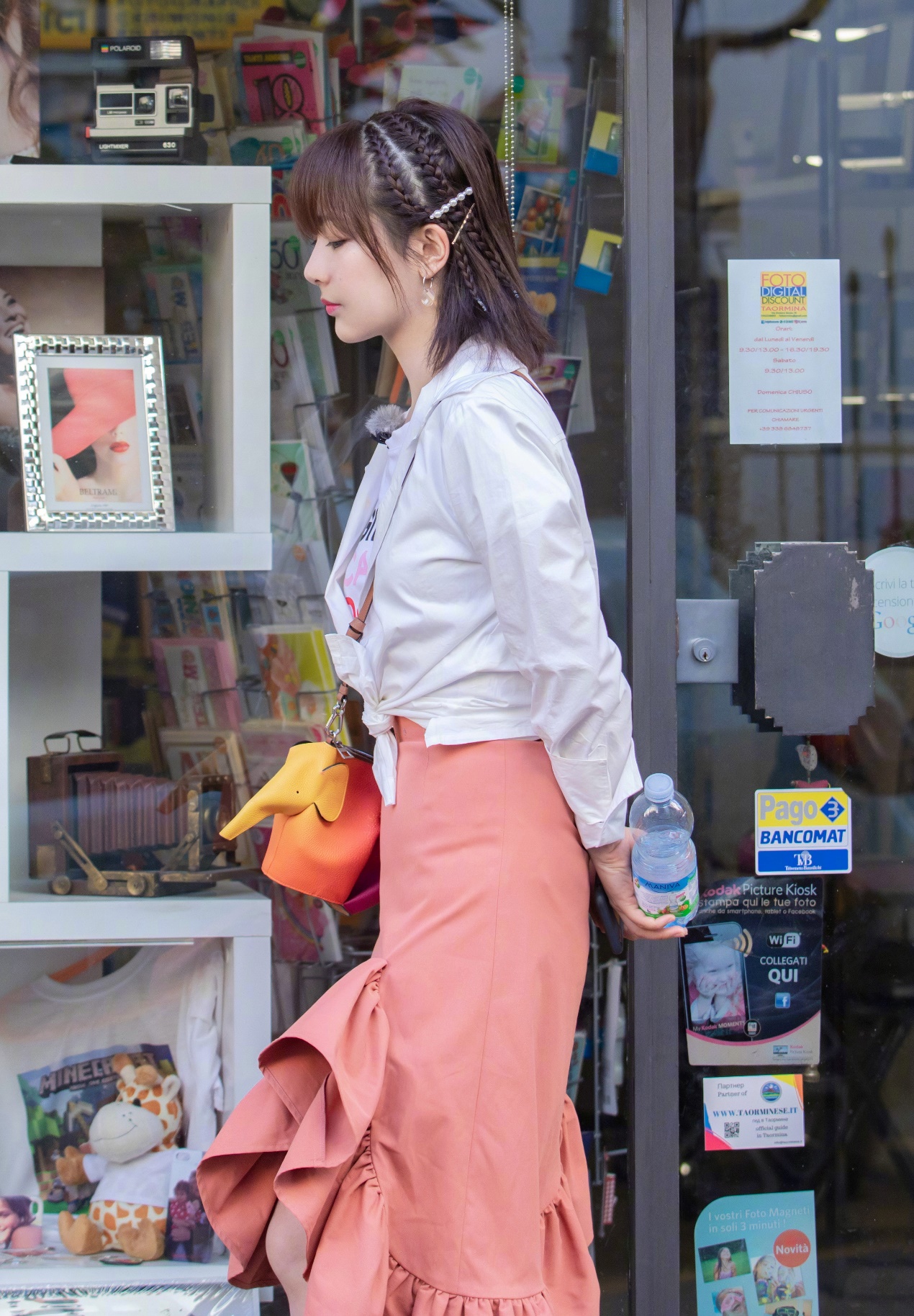 杨紫竹节,杨紫扎竹节编发活泼俏皮