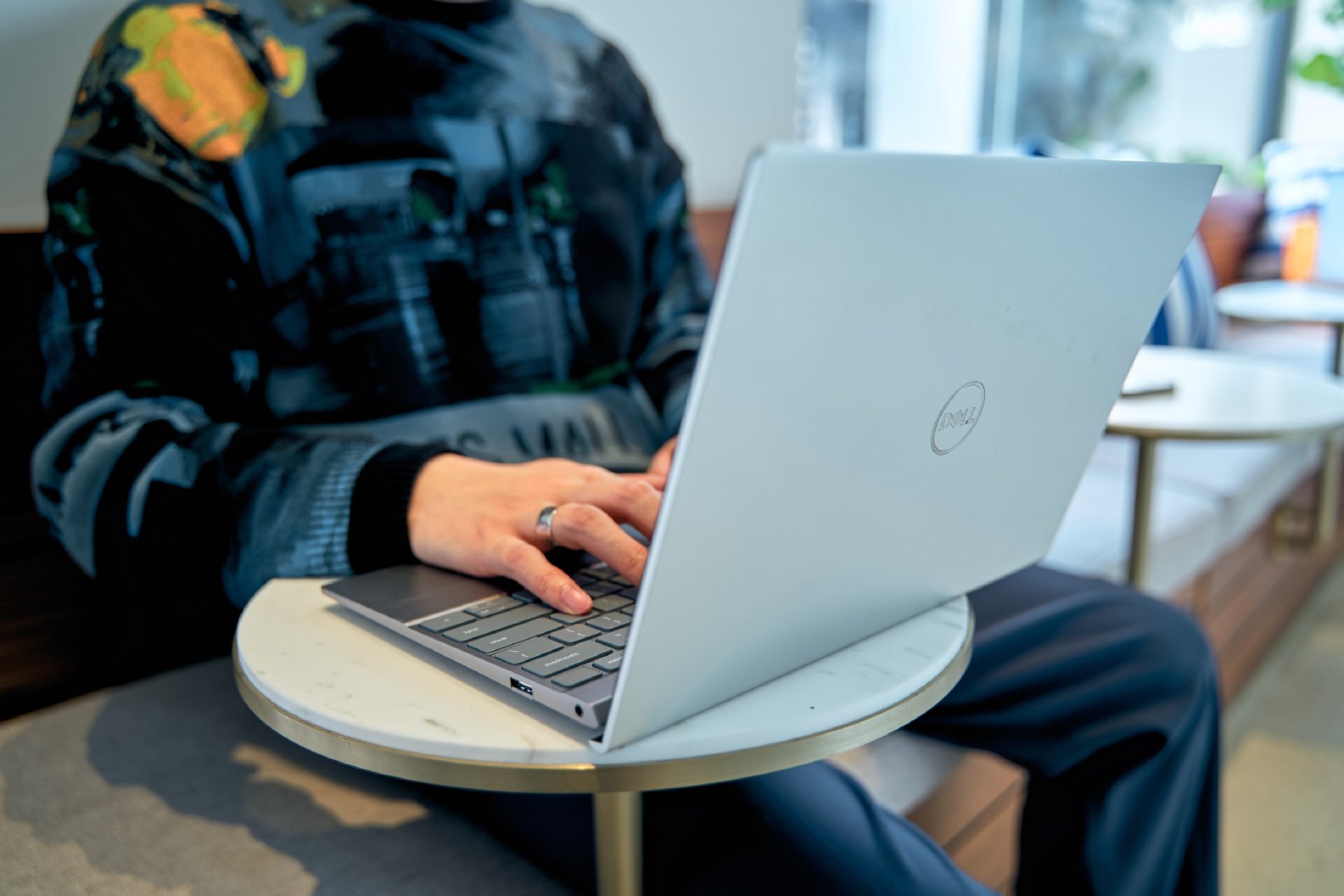 轻薄本戴尔灵越,戴尔灵越13pro和联想yoga13s