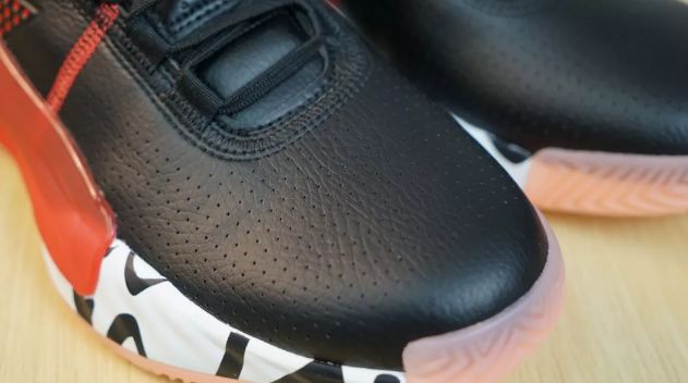 WEN实战|最具性价比的学生*党**首选后卫签名鞋，只要五百出头！