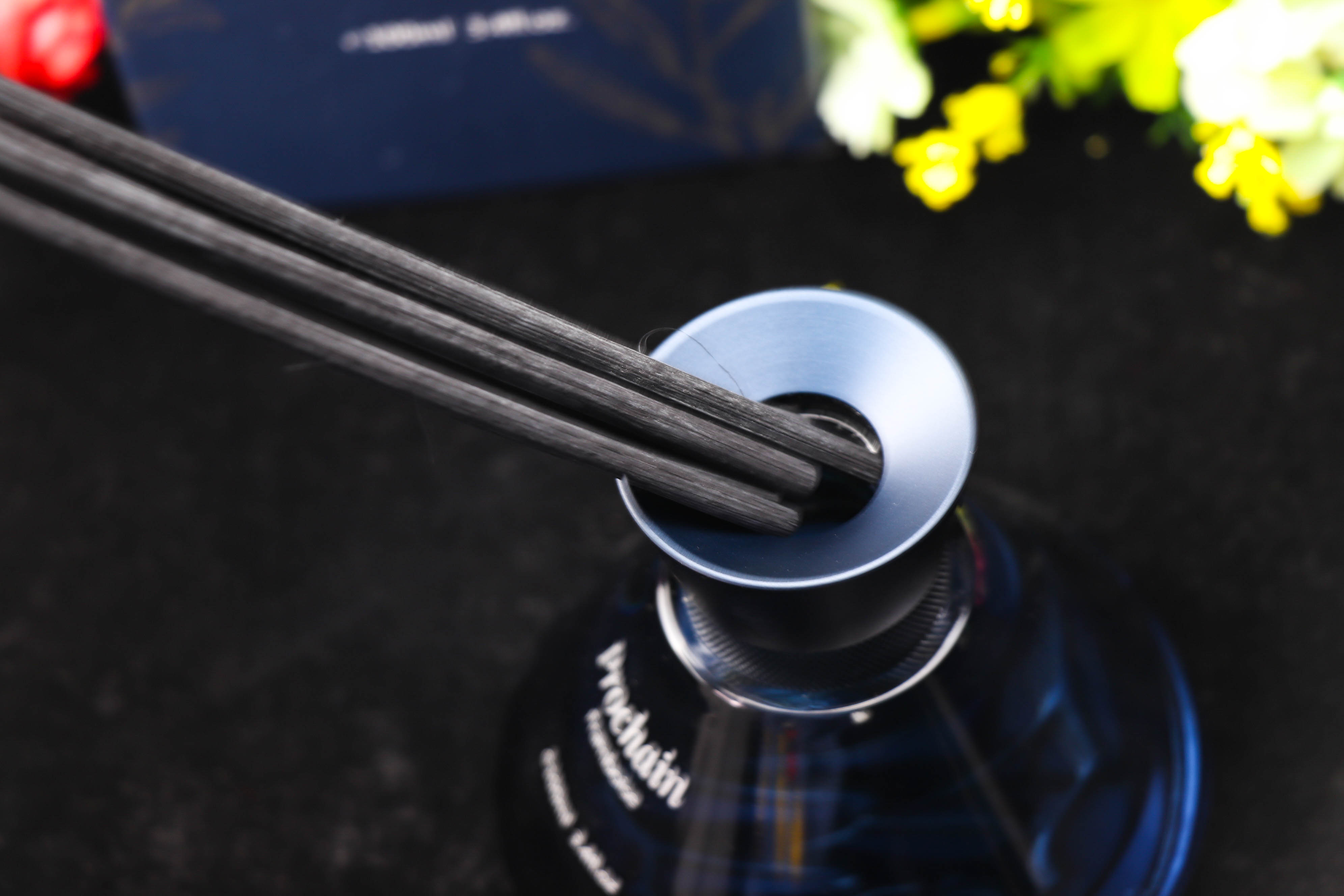 外形很绅士，满屋都香了。使用Prochain花园藤条无火香薰