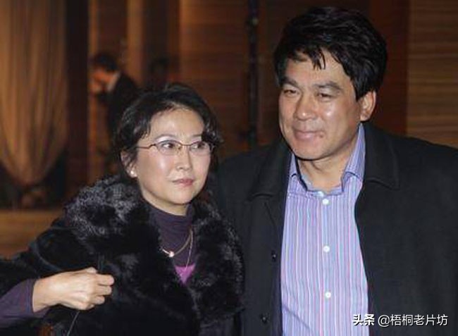 丁一在咱们的牛百岁里扮演谁,丁一和陈裕德的电视剧