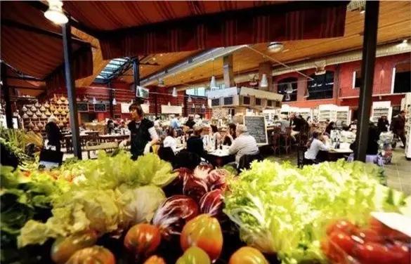 富二*开代**超市，情人节为单身狗开Party，年赚25亿