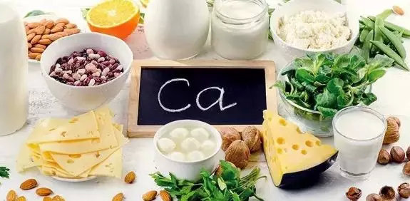 产后腰疼月嫂如何给宝妈调理,产后坐月子的新妈妈如何巧妙应对