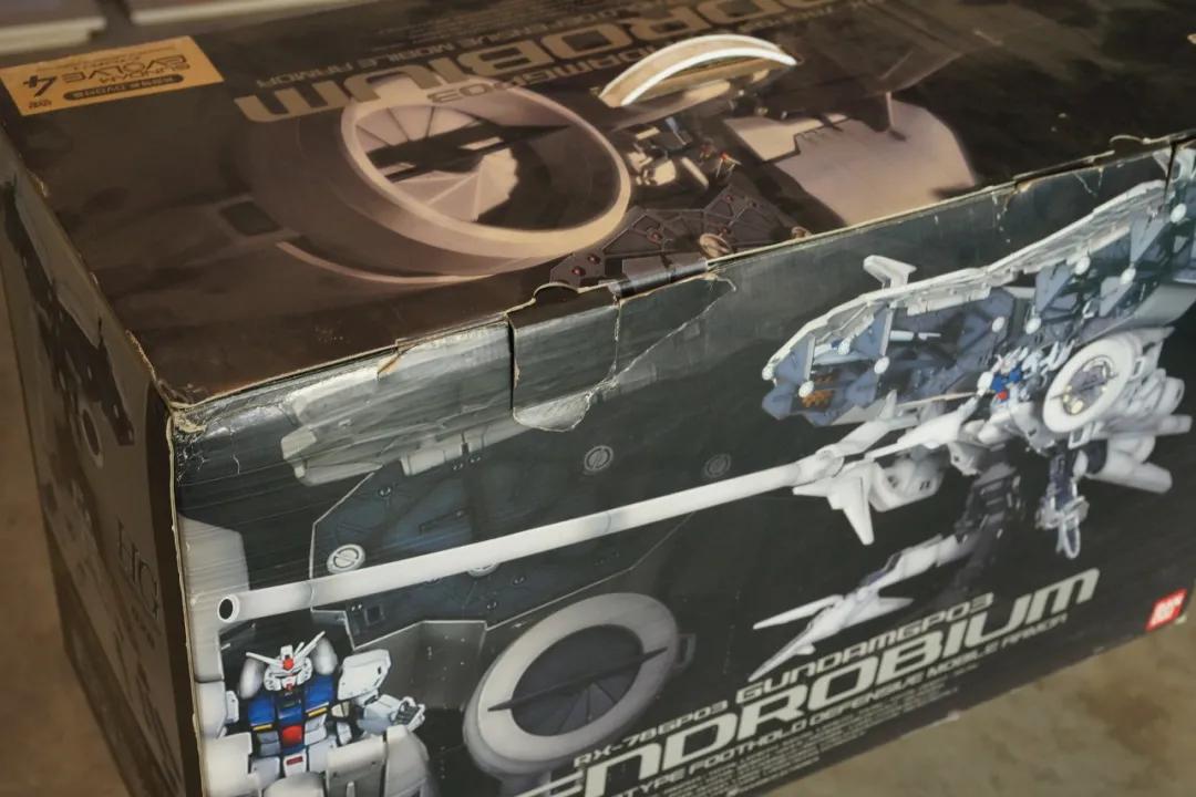 万代hg高达柯西模型,万代模型rg和hg哪个好