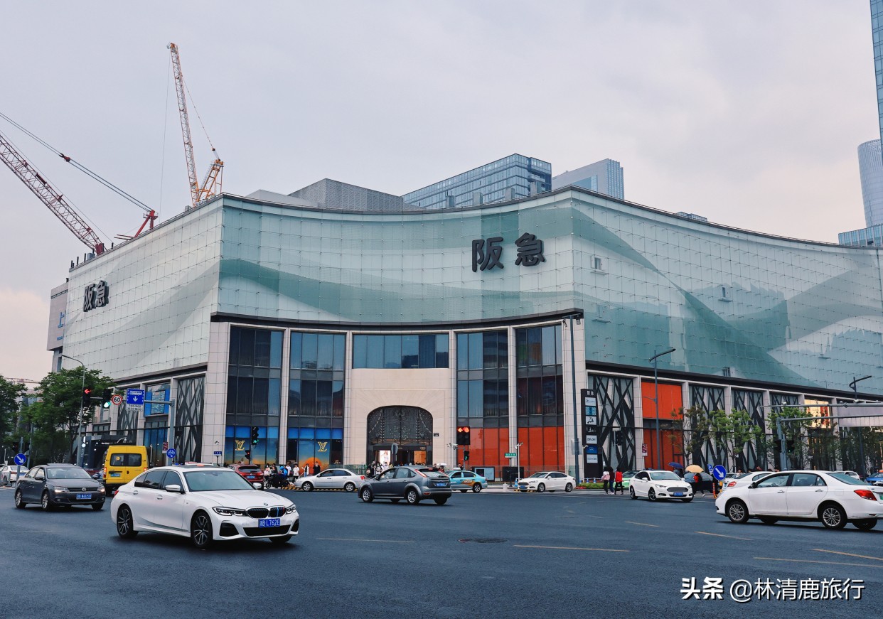 宁波比较高档的商场,宁波的大型购物商场叫什么名字