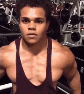 23岁被称为健身圈“肌肉蠕动人”全身肌肉自由律动似有特异功能