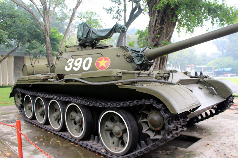 越南老旧战机,越南为什么还在用ak