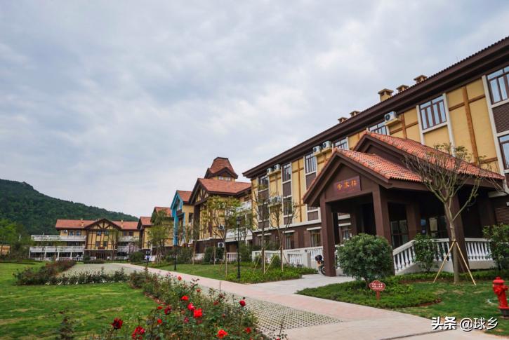 富力足校选拔视频,富力足校招收梯队青少年