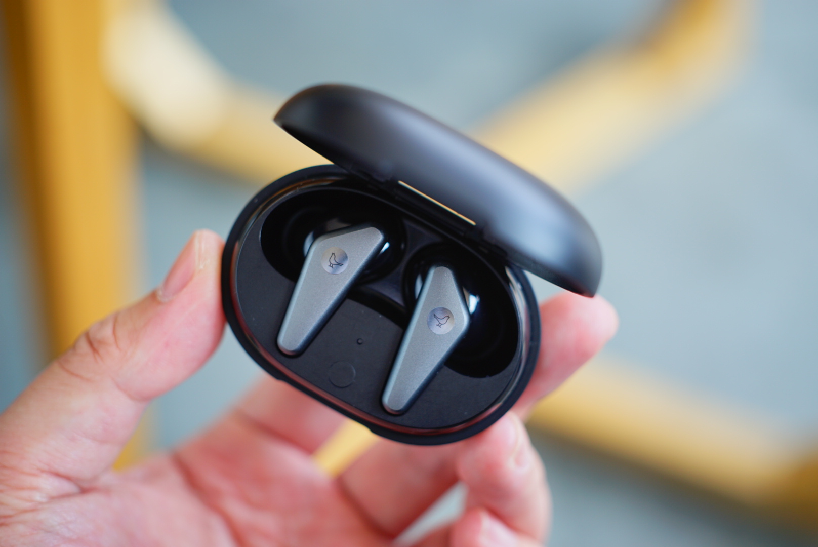 libratone小鸟耳机trackair+评测,安静轻盈的音乐