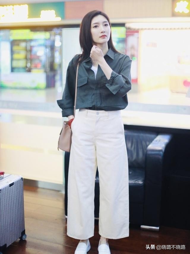 今年最流行的阔腿裤女款米色,新款裤子女最流行的阔腿裤