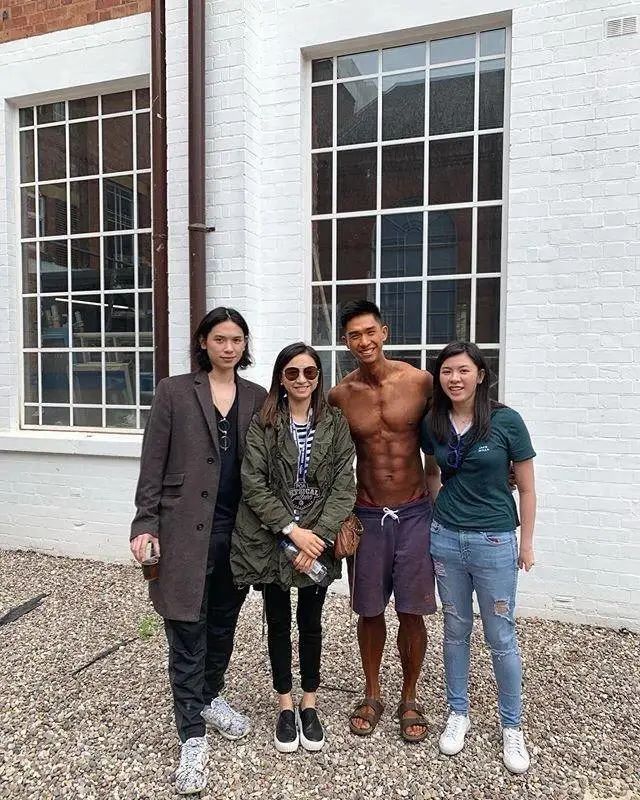 26岁嫁入豪门，与张国荣、刘德华传绯闻，24年后丈夫猝死枕边