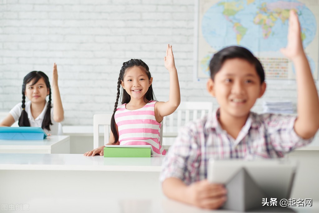 爸爸姓夏应该给儿子取什么名字,爸爸姓夏给孩子起名字