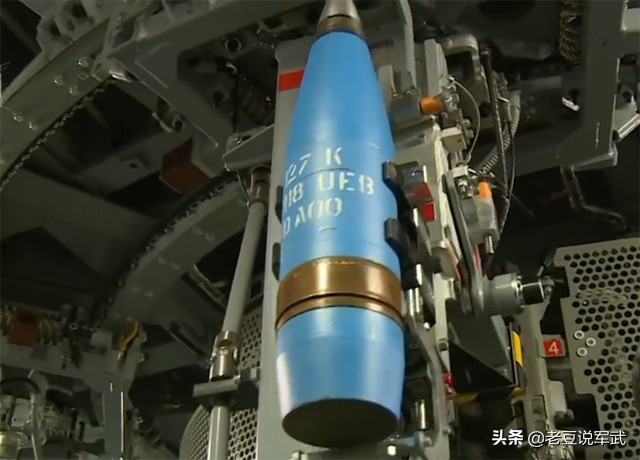 奥托127mm隐身舰炮,奥托76毫米舰炮速射视频