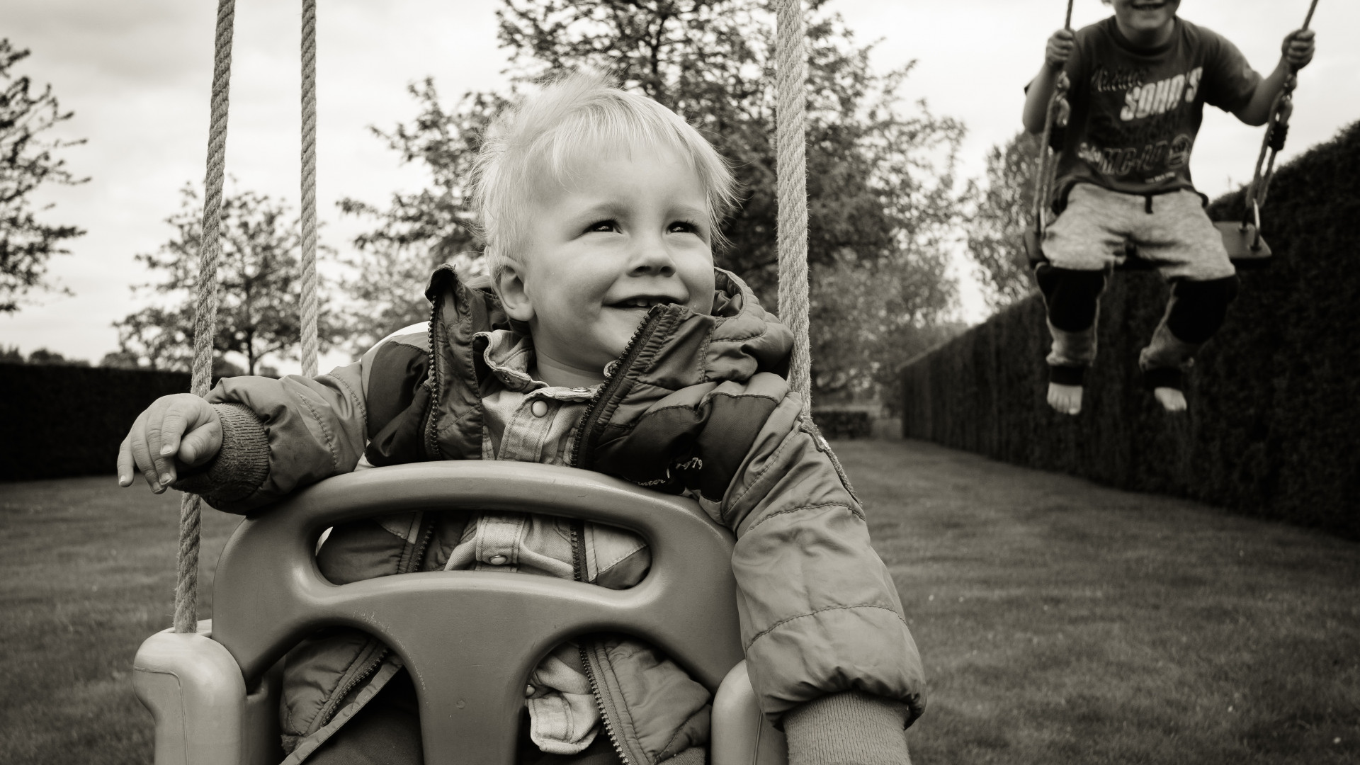 孩子总是喜欢摸“小鸡鸡”时,是家长对他们进行性教育的好时机