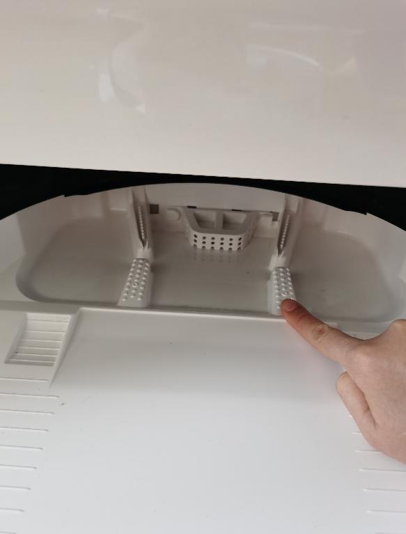 扫地机器人可以自动拖地吗,自动洗拖布拖地机器人深度测评