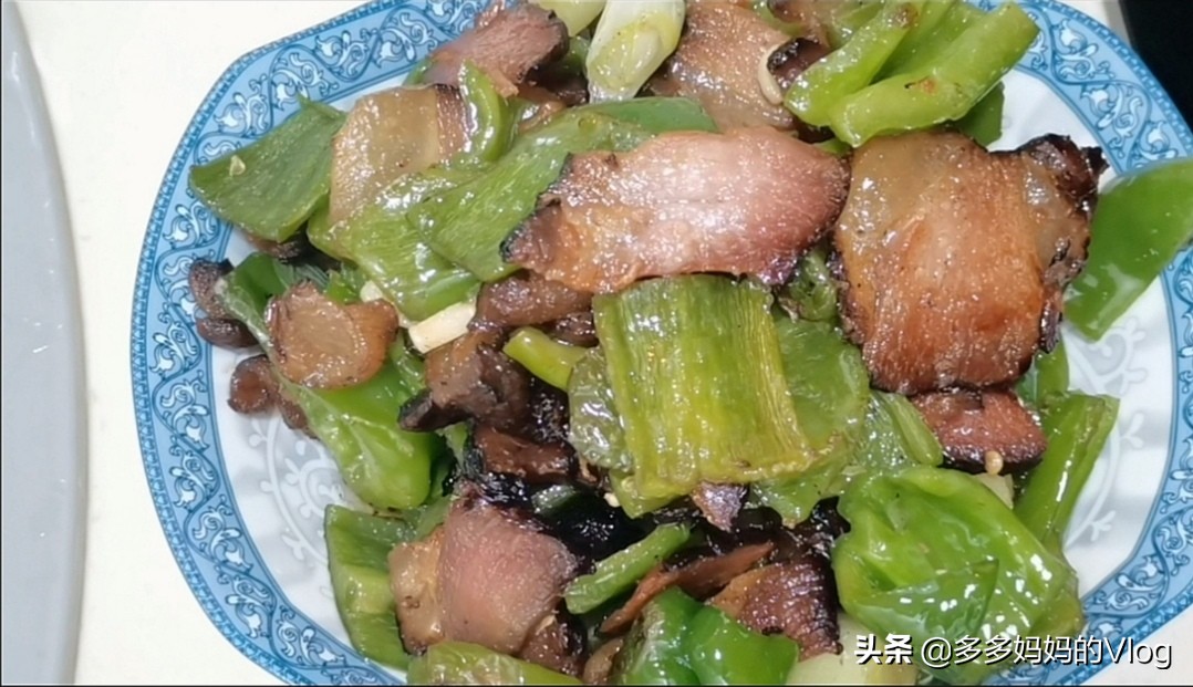 有霉的腊肉怎么吃,长霉的腊肉用火烧过可以吃吗