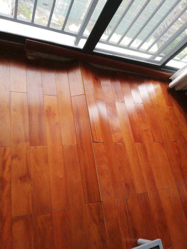 修地板起拱多少钱,地板起拱怎么处理用什么胶