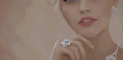 秋冬怎么减少头屑,头屑多的像下雪怎么洗