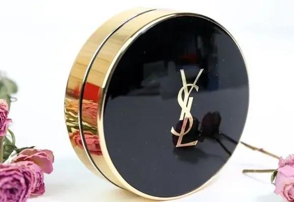 雅诗兰黛持妆无瑕保湿气垫粉底液,遮瑕好又不拔干的气垫粉底液推荐