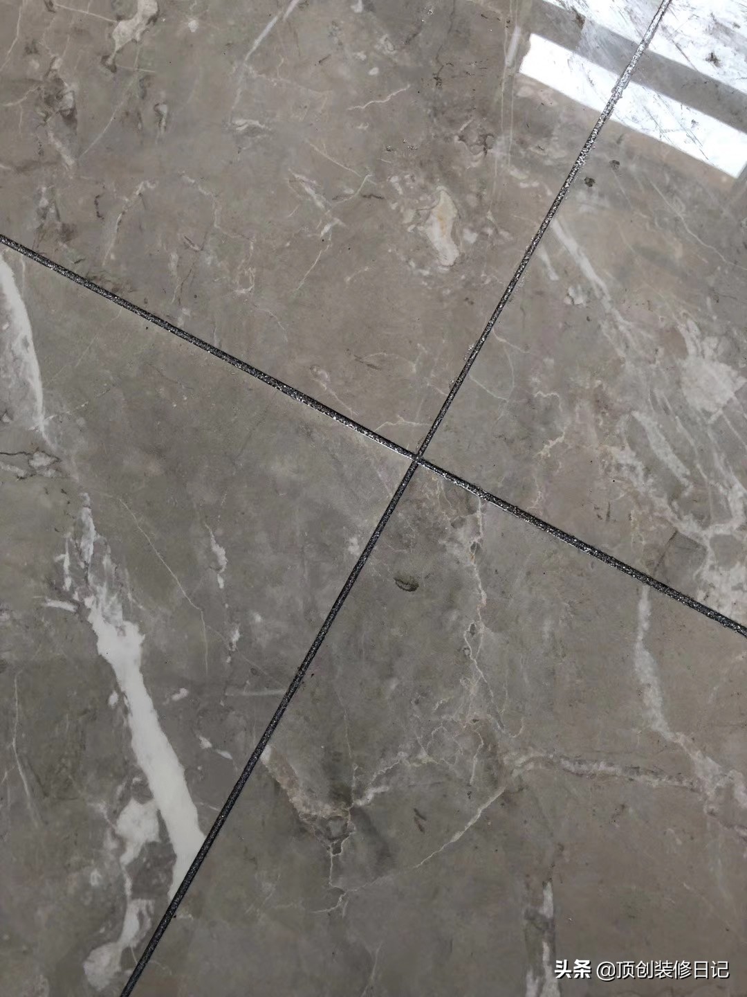 128平现代轻奢实景,128平轻奢风格效果图