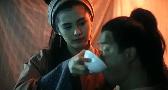 32年前王祖贤这部港片，“破尺度”出演，虽删减8分钟却依然经典