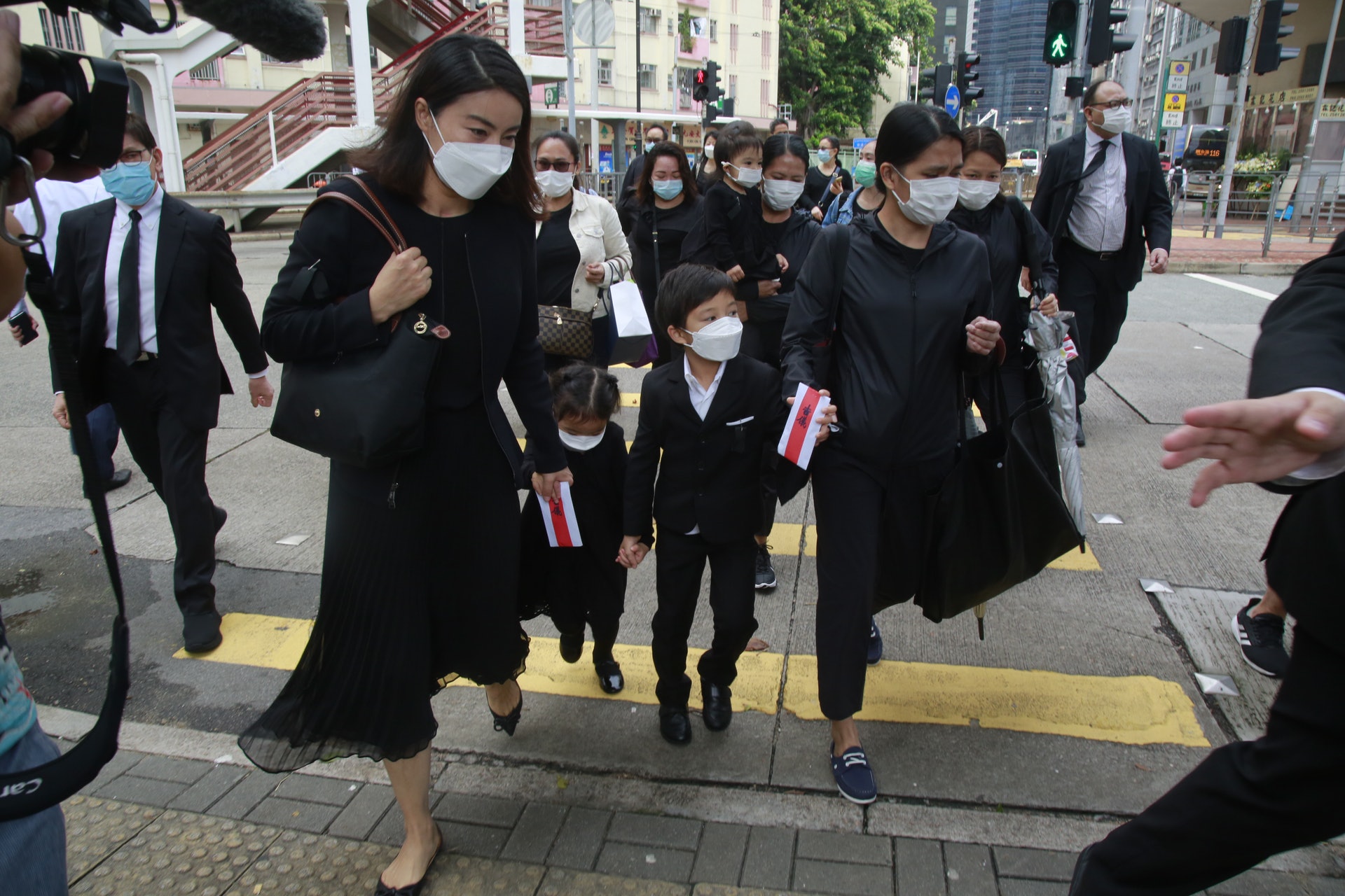 郭晶晶简易包包,郭晶晶用的帆布爱马仕包