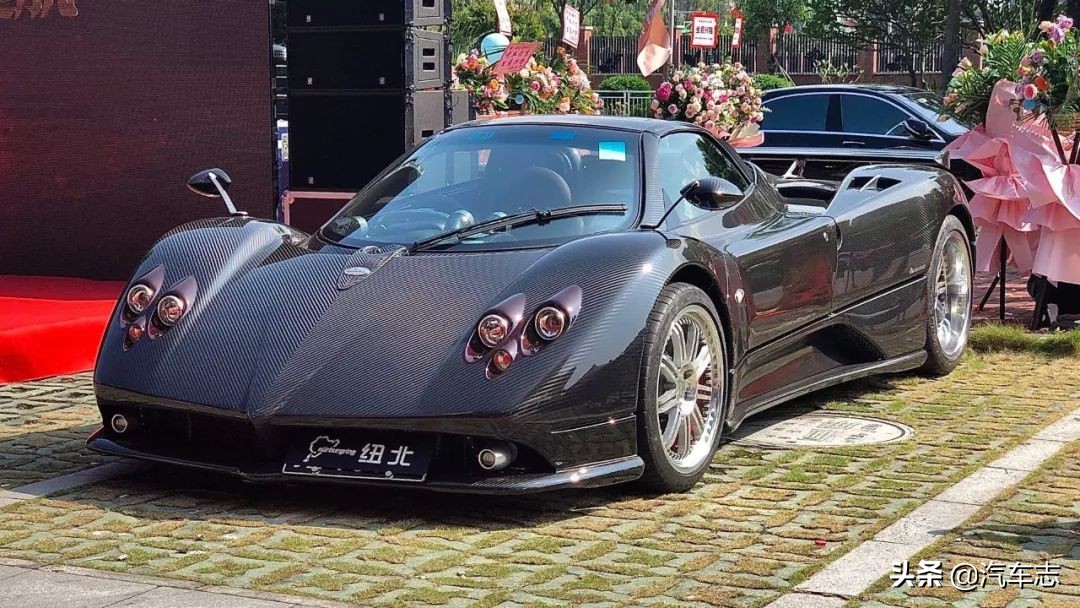 价值1亿元钱的白色法拉利拉法,迈凯伦p1法拉利拉法三大神车