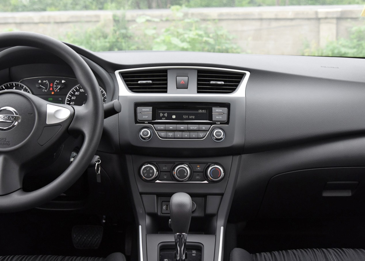 全新轩逸巅峰之作上市,新轩逸经典上市价格