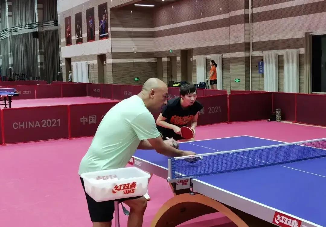 王曼昱肖战刘国梁,王曼昱莎莎肖战