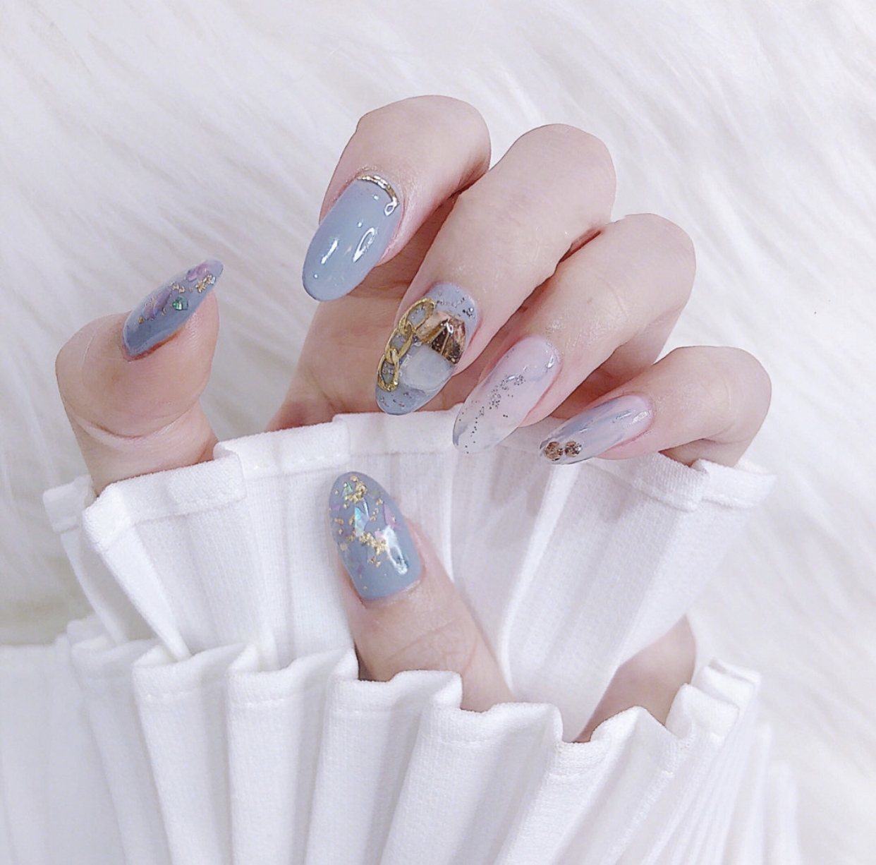 晕染蓝色美甲教程,仙气美甲晕染款式