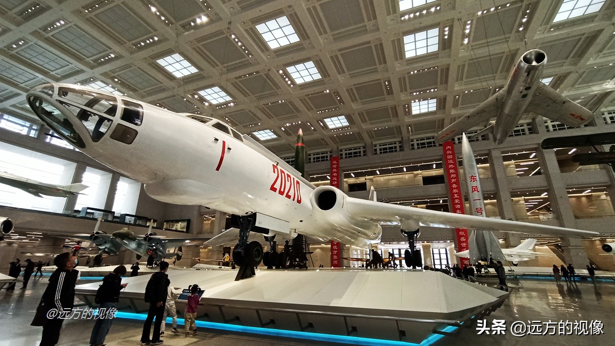 八一建军节参观视频,八一建军节陆海空火箭部队图片