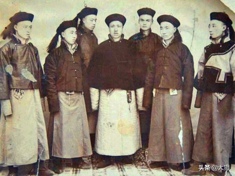 老年间，江湖八大门之中有个“爵门”，专坑富家子弟