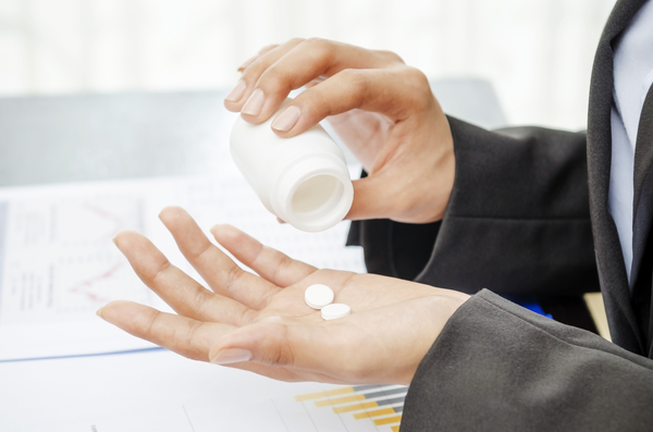 男性误服避孕药怎么办,男性口服避孕药后的危害和副作用