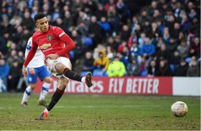 左右开弓气势如虹,左右开弓强大武功